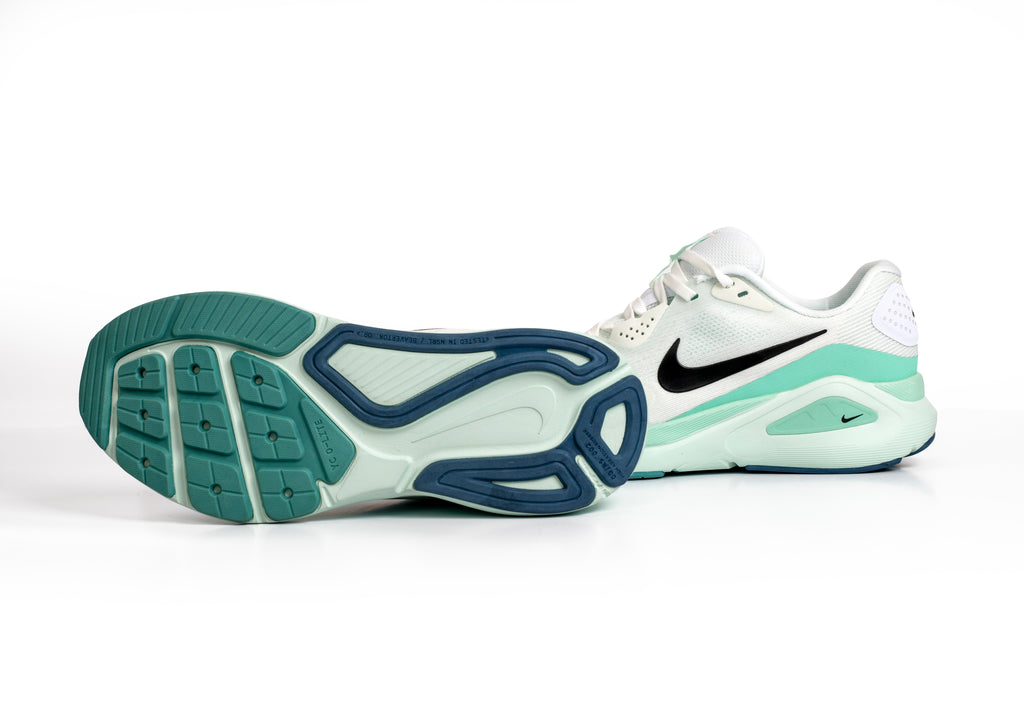 Nike Structure 26