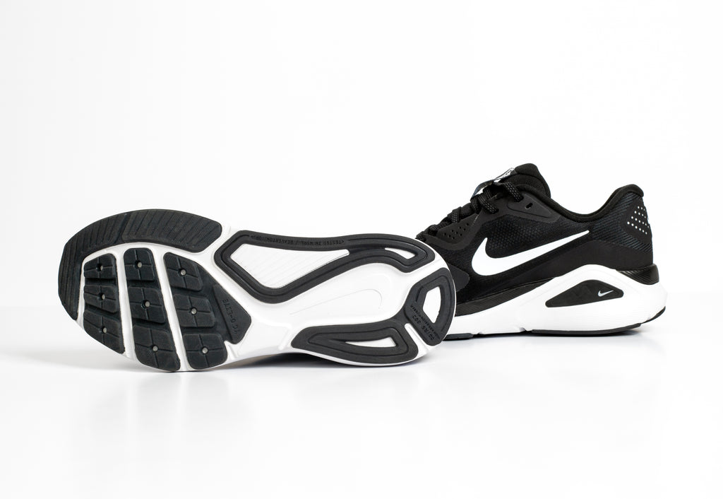 Nike Structure 26