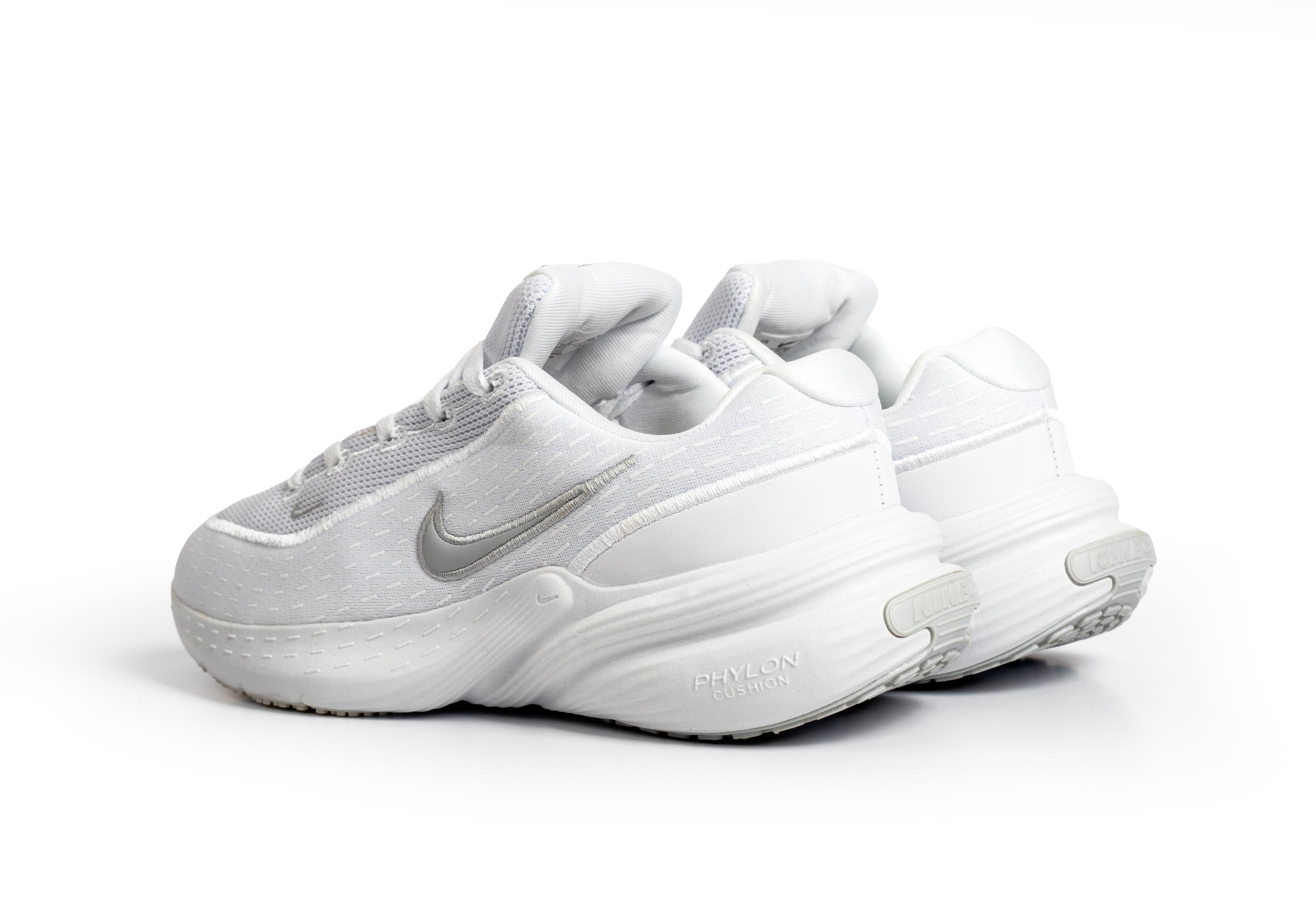 Nike Uplift SC