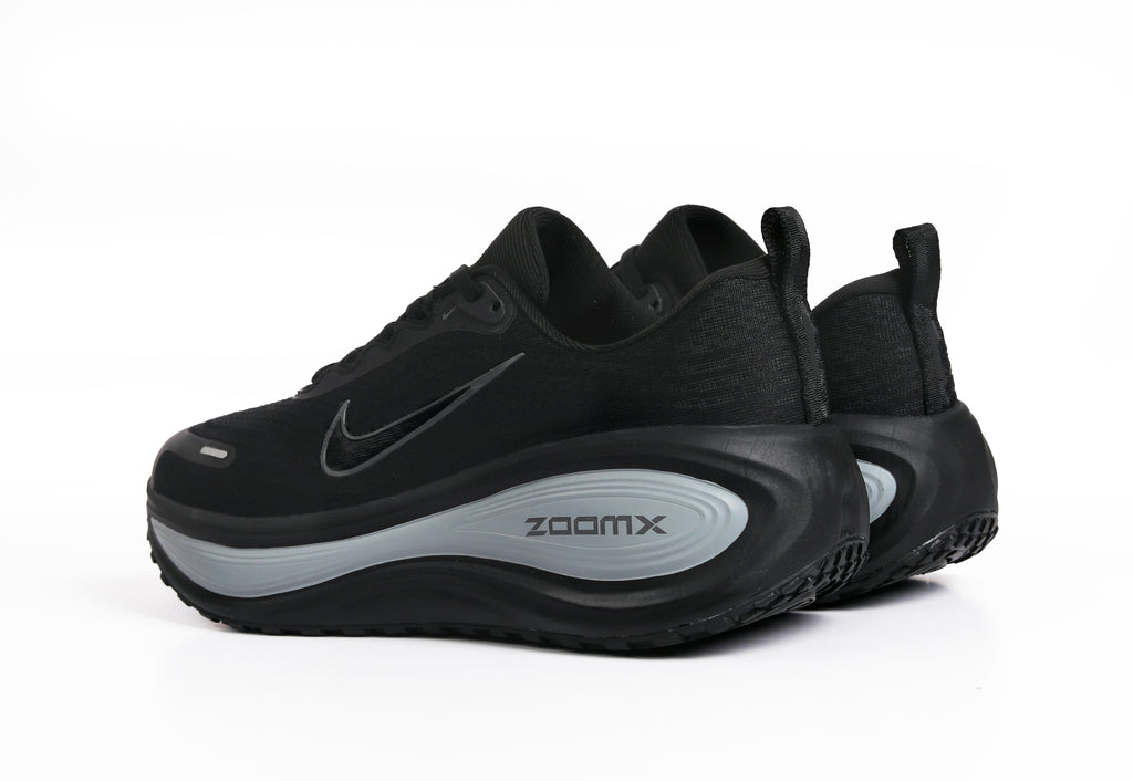 Nike Vomero Plus