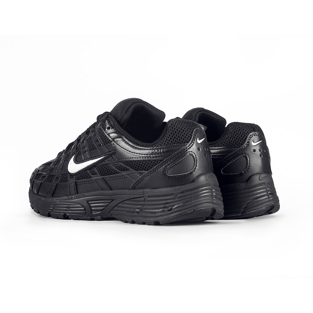 NIKE P6000